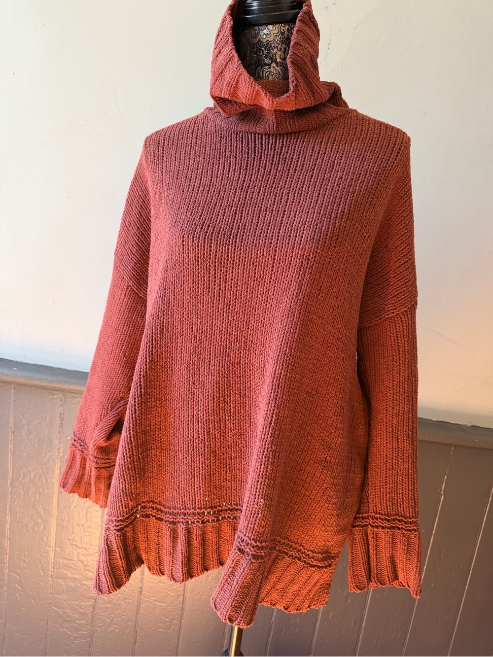 aerie Rust Red Over Sized Turtleneck Sweater
